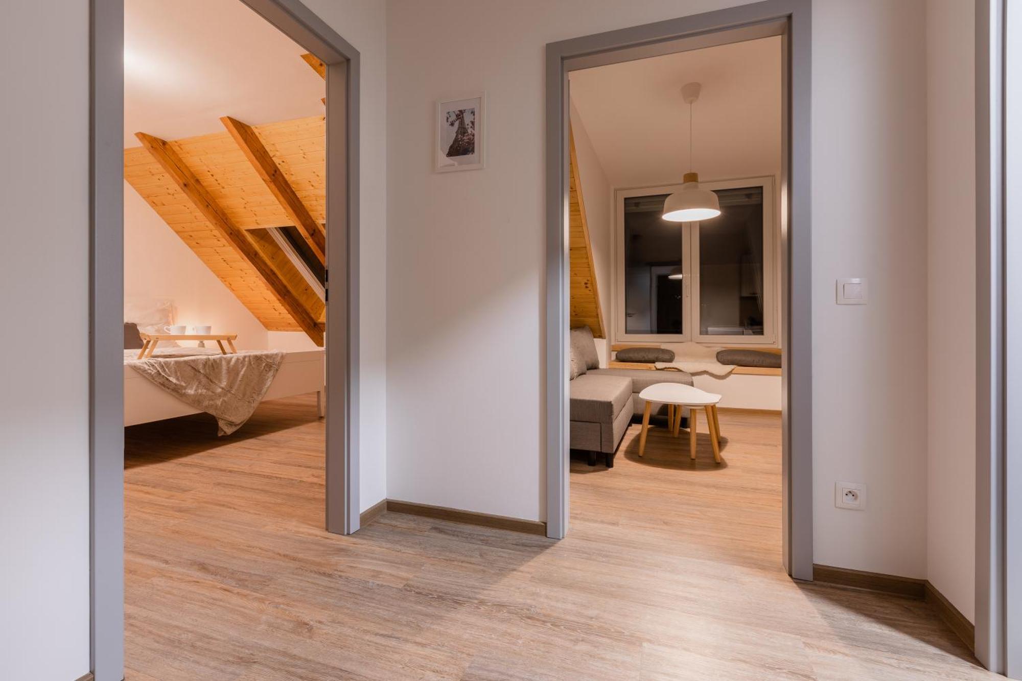 Romanticky Loft Parking U Hlavniho Nadrazi Olomouc Exterior foto